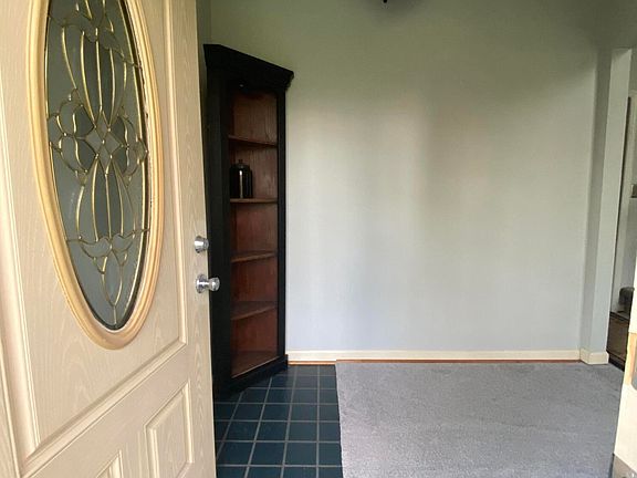 4th image of 386 New Midway Rd