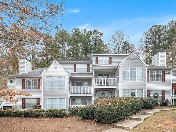 2nd image of 1515 Glenleaf Dr