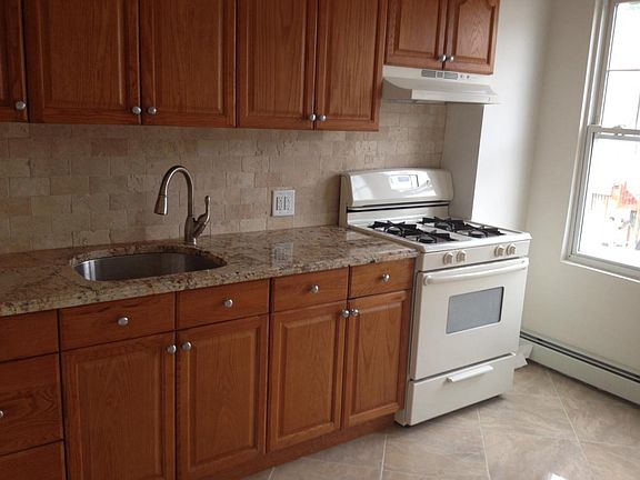 2nd image of 6113 62nd St Floor 2
