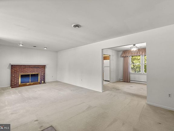 3rd image of 6417 Lochridge Rd
