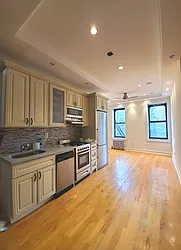 Rented by Nest Seekers International