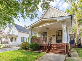 211 8th St, Elyria, OH 44035