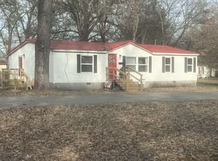 213 Clarissa St, East Prairie, MO 63845