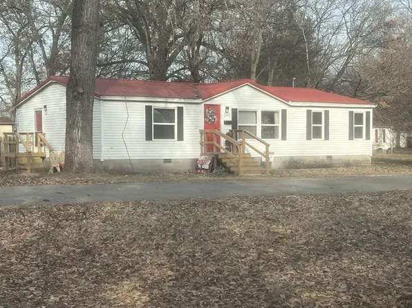 213 Clarissa St, East Prairie, MO 63845