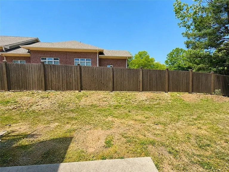 993 Nightfall Ct — Photo 8
