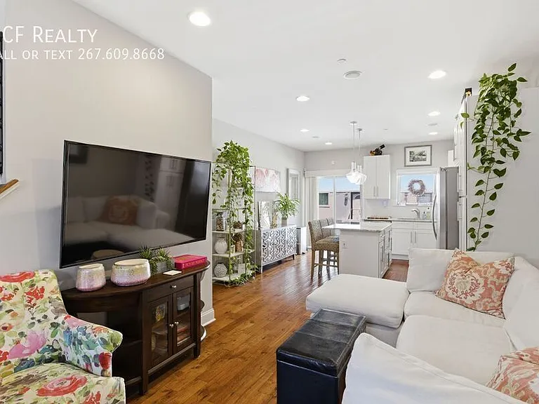 2249 Kimball St — Photo 14