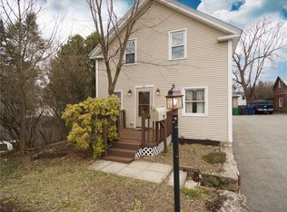 94 Blade St, Warwick, RI 02886