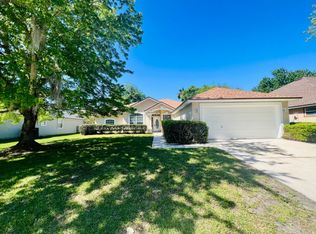 1859 Sea Pines Ln, Fleming Island, FL 32003