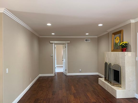 3rd image of 8862 Yorkshire Ave