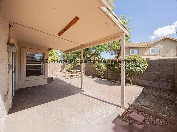 489 W Carmen St — Photo 29