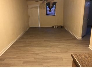 310 E Liberaux St, Chalmette, LA 70043
