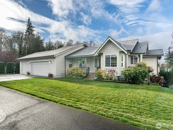 1341 Salt Point Place E, Port Orchard, WA 98366