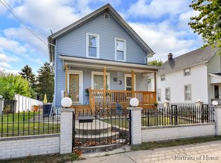 514 Jackson St, Aurora, IL 60505