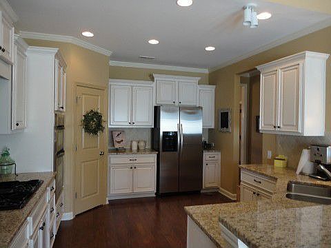 Bright Open Kitchen