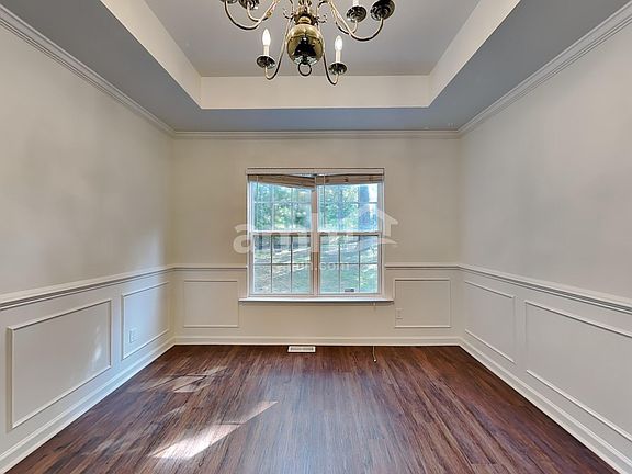 5th image of 508 S Orchard Farms Ave