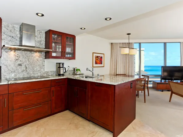 223 Saratoga Rd #2122, Honolulu, HI 96815
