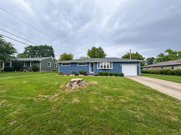 103 W Catalina Dr, Washington, IL 61571