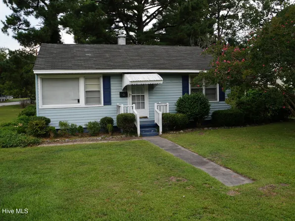 917 Simmons St, New Bern, NC 28560