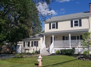 3 Wilson Rd, North Andover, MA 01845