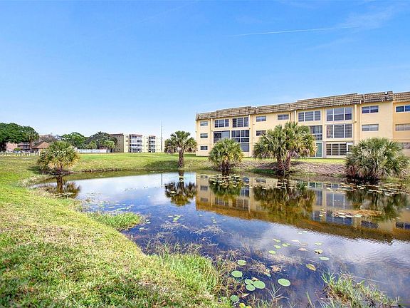 2nd image of 8600 Sunrise Lakes Blvd APT 106