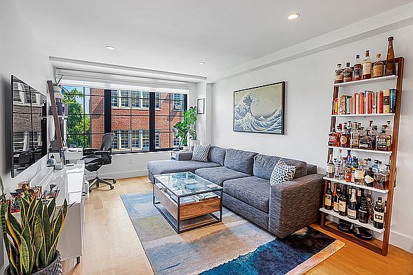 1st image of 324 E 4th St #6A
