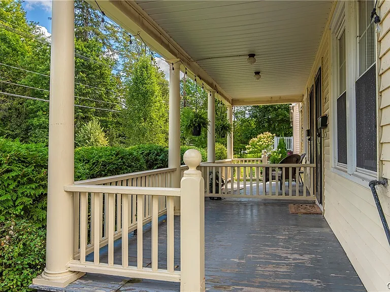 22 Kellogg St — Photo 32