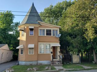 7 Cherry St, Gloversville, NY 12078