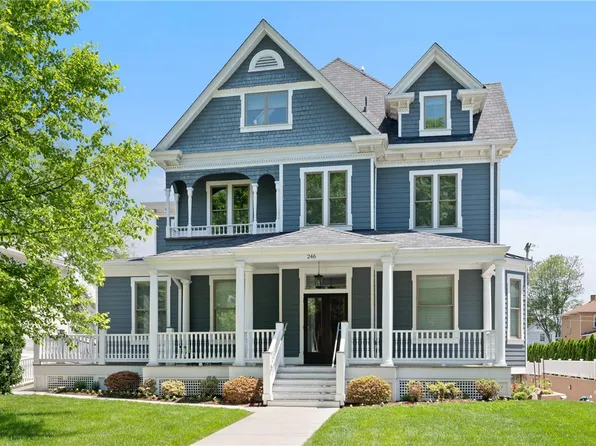 246 Broad St #4, Sewickley, PA 15143