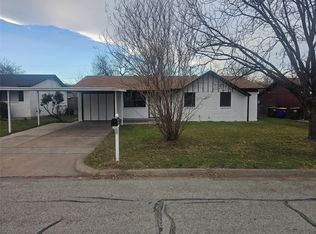 5717 Bowling Dr, Watauga, TX 76148