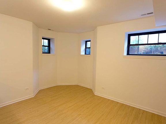 Dining/Living room