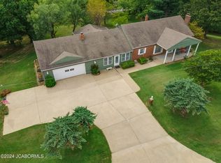 2911 Highway A, Bonnots Mill, MO 65016