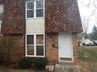 708 White Oak Dr APT 4, O Fallon, IL 62269