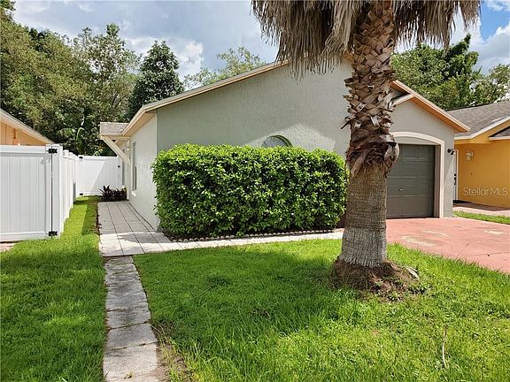 2nd image of 909 Vista Palma Way