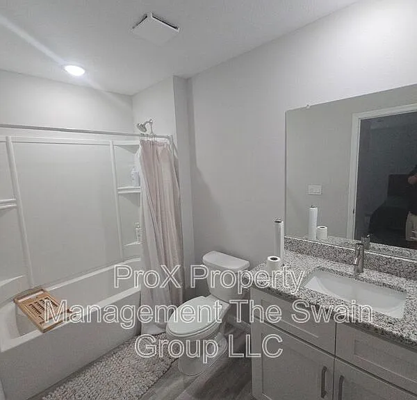 304 Avenue P NW — Photo 9