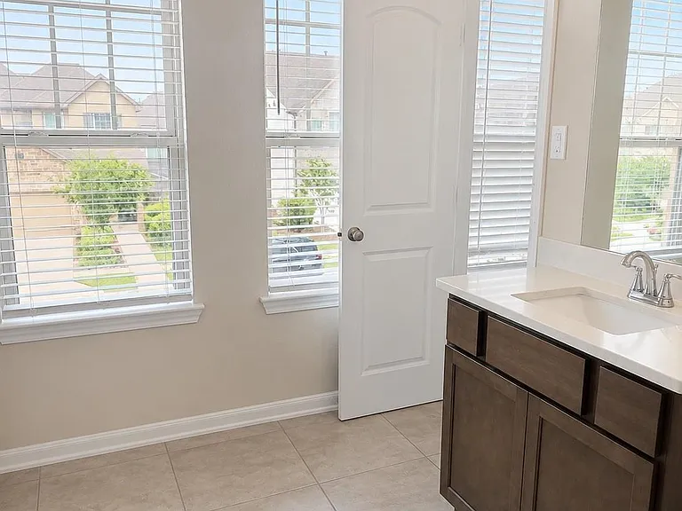 2535 Bordelon Ln — Photo 11