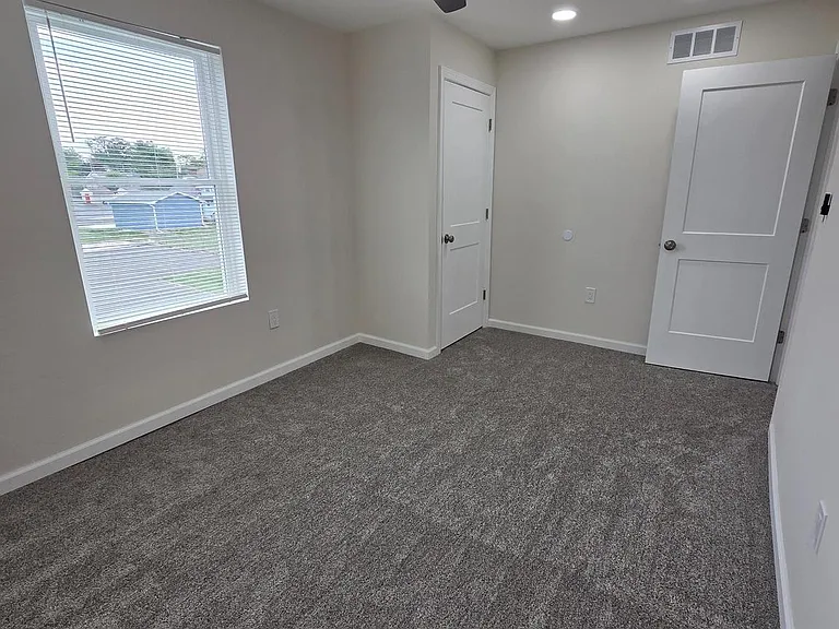 102 E Clements Bridge Rd #2 — Photo 7