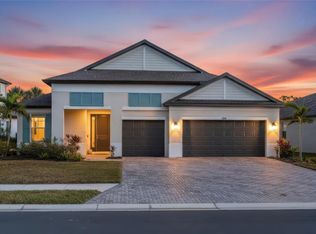 5556 Trevesta Pl, Palmetto, FL 34221