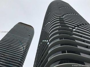 45 SW 9th St APT 1105, Miami, FL 33130