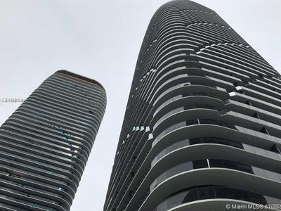 45 SW 9th St APT 1105, Miami, FL, 33130