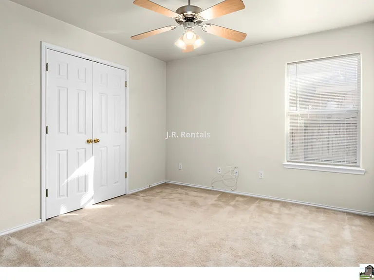 1906 Flagstaff Dr — Photo 118