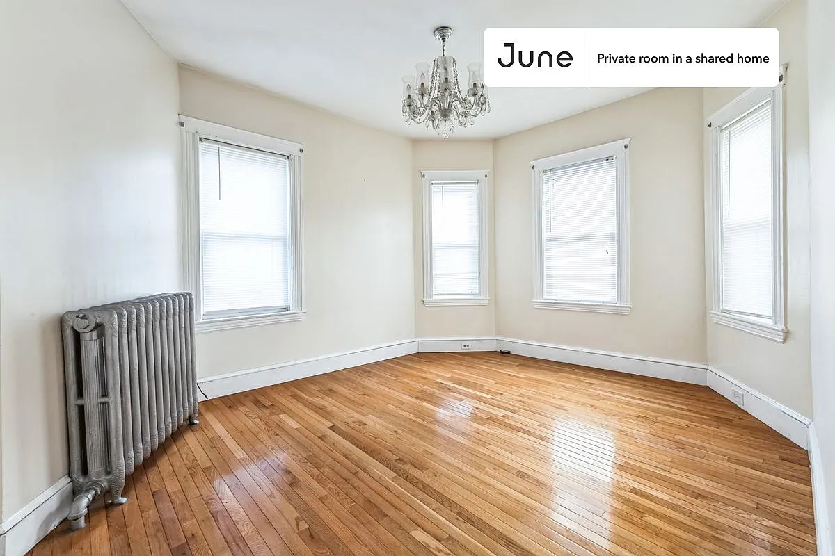 Building Photo - 175 River St #C