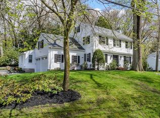 59 Thackeray Rd, Wellesley, MA 02481
