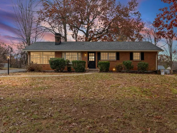 145 Laurel Dr, Madison Heights, VA 24572