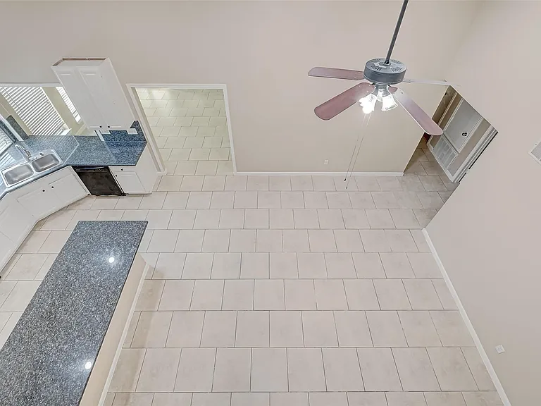 2302 Brook View Ln — Photo 36