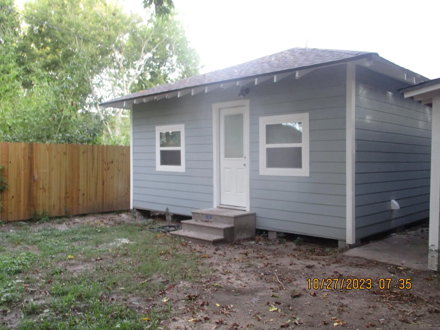 3 bed, 1364 sqft, $1,625 — Photo 2