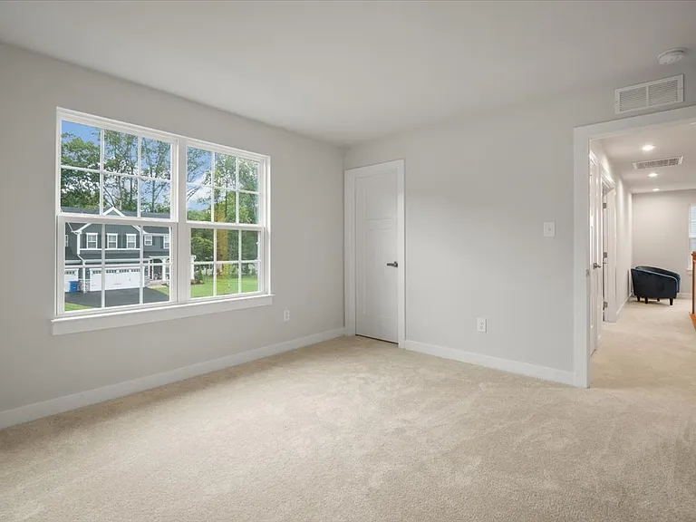 14212 Botsford Ave — Photo 40