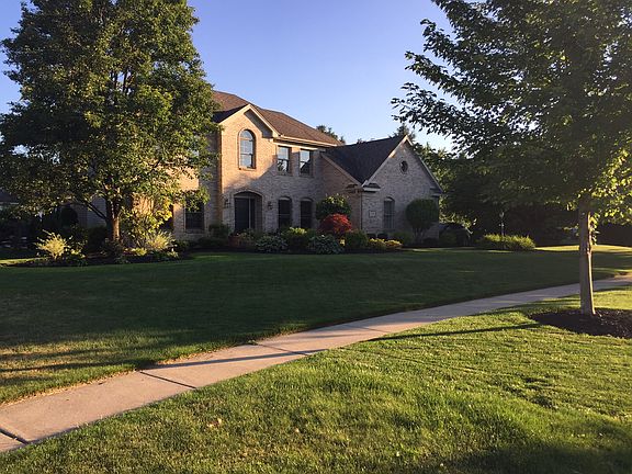 3rd image of 7296 Hidden Valley Dr