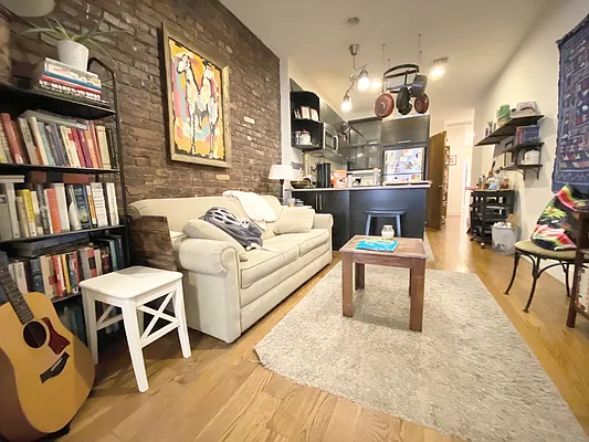 Rented by Highline Residential | media 2