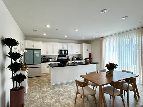 (undisclosed Address), Riverside, CA 92501