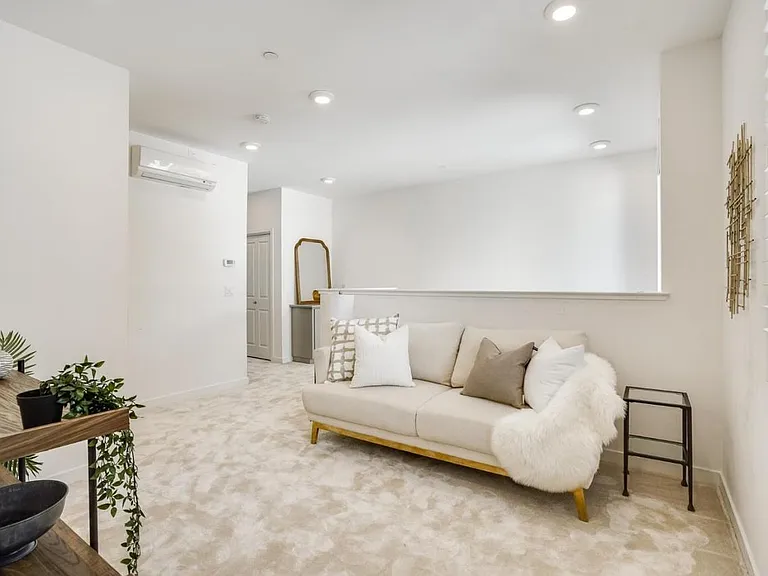 5816 Cadence Ave — Photo 24
